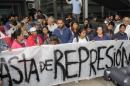 Marcha del da despus de la represin de la Plaza