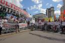 Marcha de estatales en el primer paro nacional a Macri